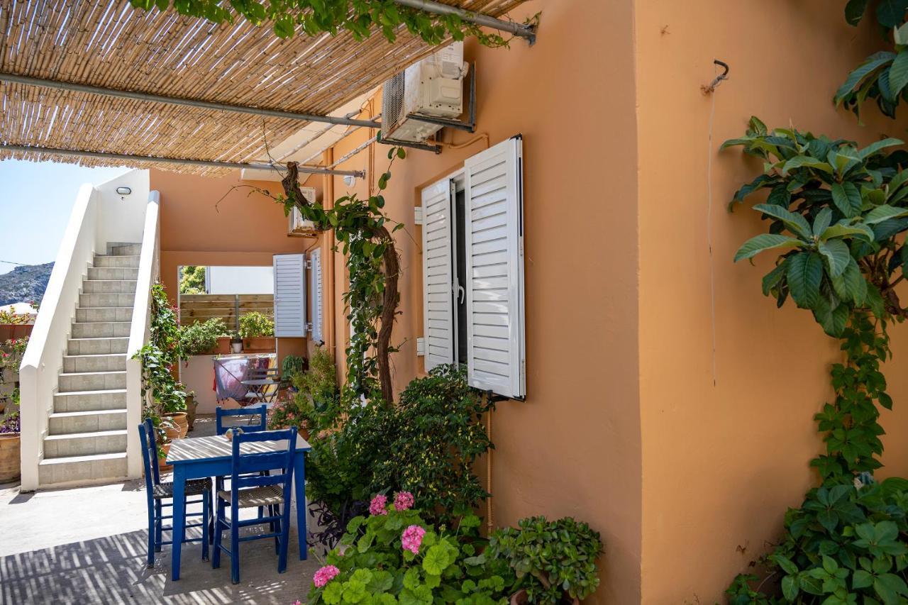 Katerina Rooms & Studios Palekastro Luaran gambar
