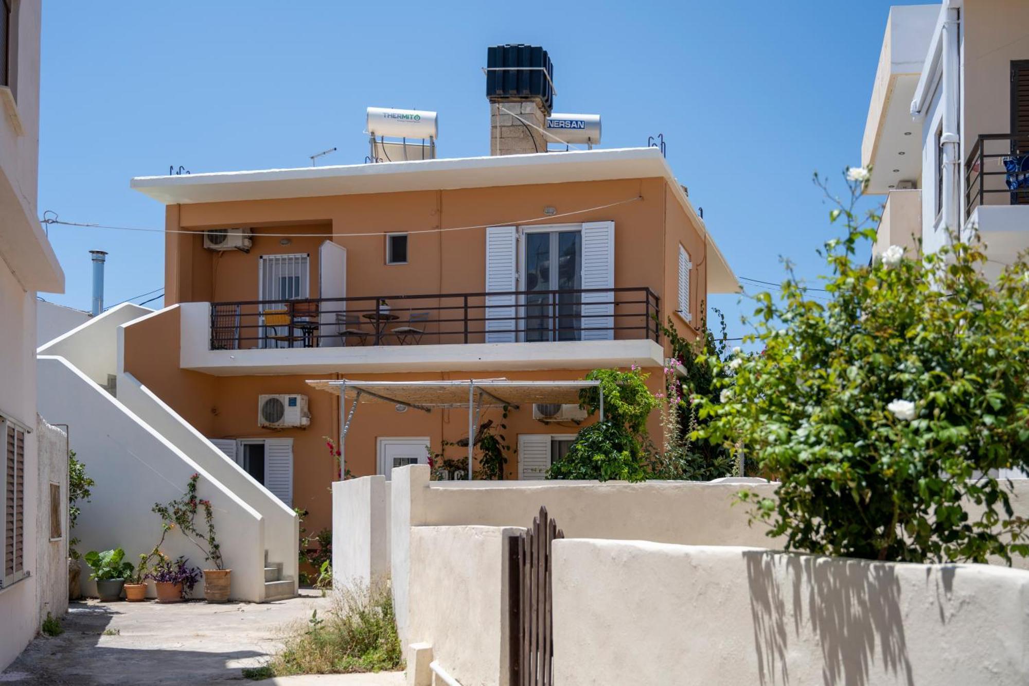 Katerina Rooms & Studios Palekastro Luaran gambar